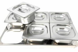 Contenitori inox Gastronorm: perché sono indispensabili nelle cucine professionali moderne