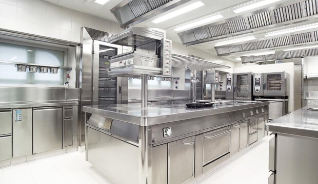 Attrezzature per bar e ristoranti: il problema non è “cosa compri”, ma dove tempo e clienti