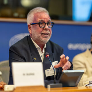 Nanoplastiche nella placenta e nel sangue umano: il prof. Ragusa lancia l’allarme globale al Parlamento Europeo