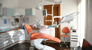 Dentista a Pescia: 5 segnali che indicano uno studio dentistico di qualità